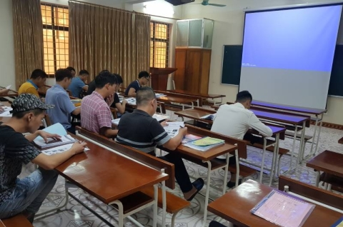 Lớp học Marlins English